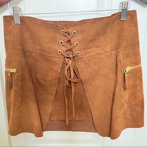 Sexy tan leather mini skirt. Good as new!